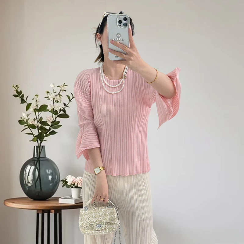 

Miyake Pleated T-shirt Flared Sleeve Blouse Female 2025 Spring Summer New T-shirt Thin Versatile Casual Bottoming Shirt Female