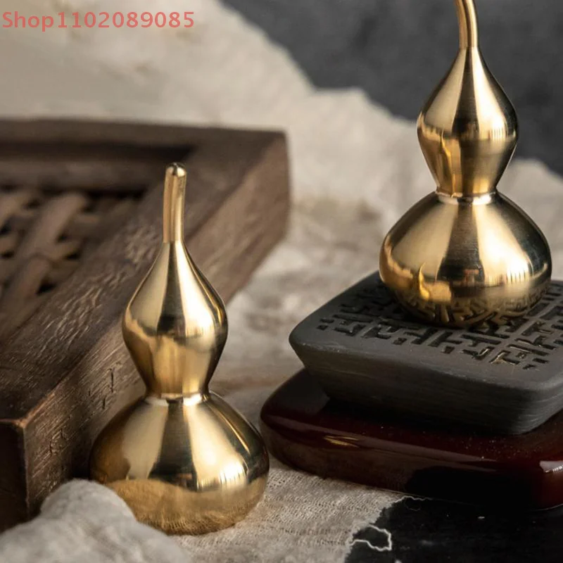 

Brass Small Gourd Decoration Office Living Room Decoration Piece Small Waist Gourd Chinese Handicrafts
