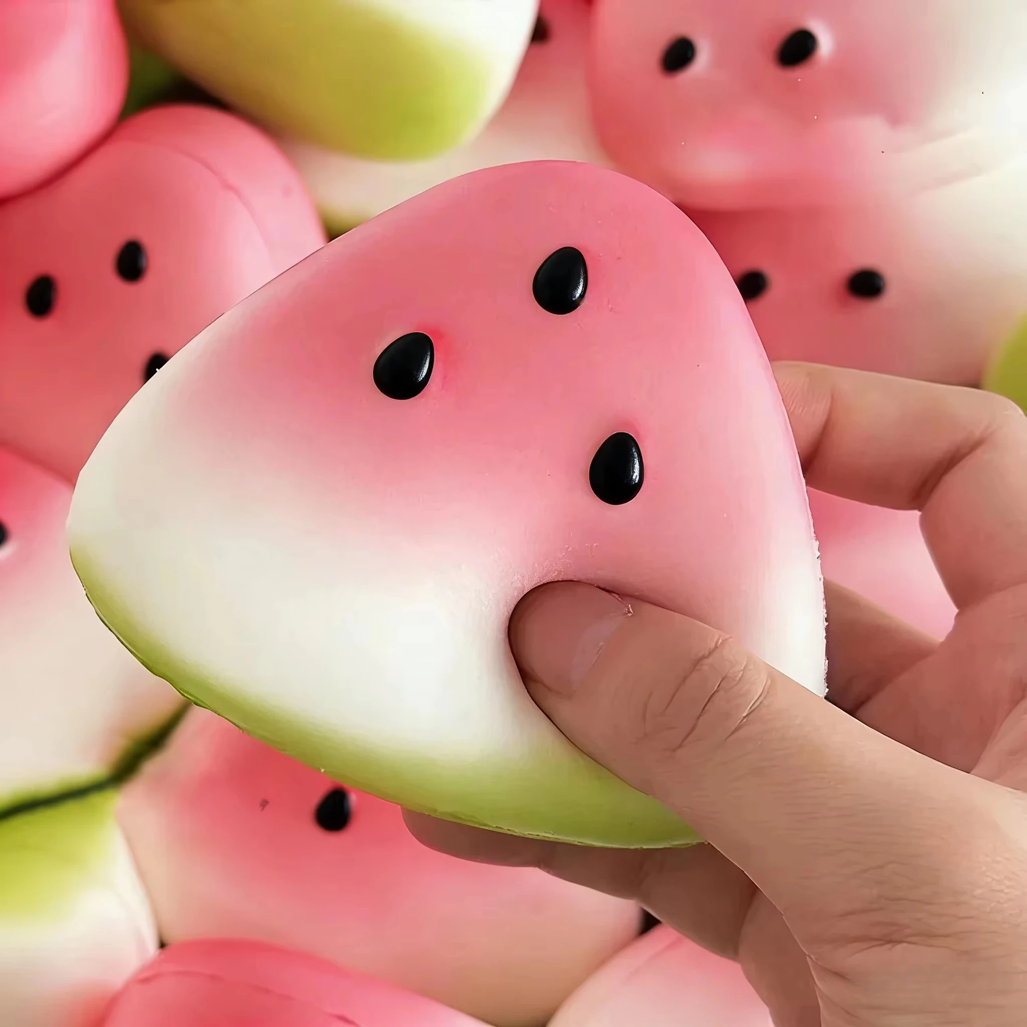 Simuliertes Kiwi-Frucht-Quetschspielzeug, Kleine Schreibtisch-Dekoration, Weiches Gel-Quetschspielzeug, Realistisches Kiwi-Fidget-Toy zur Stresslinderung – Detail 19