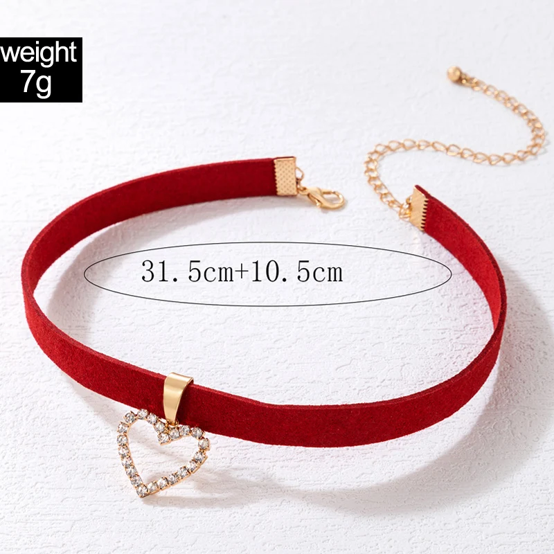 Tocona Elegant Hollow Crystal Love Heart Pendant Necklace for Women Trendy Flannelette Choker Necklace Jewelry Gift 22800