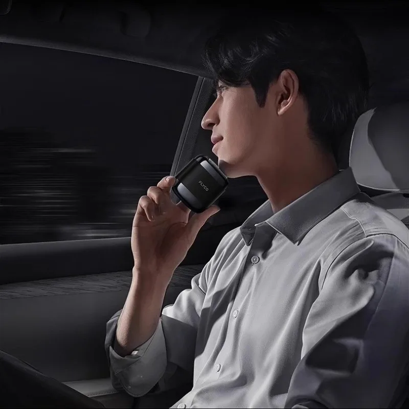 Flyco F8 ماكينة حلاقة كهربائية محمولة ترددية للرجال غسل بطارية ذات سعة كبيرة عمر بطارية طويل صامت 2025 ماكينة حلاقة جديدة