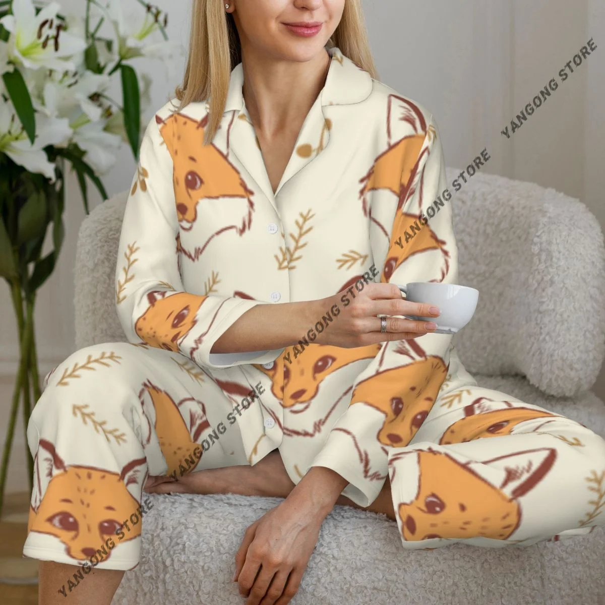 Cute Fox Cool Stylish Womens Pajamas Loungewear Two-piece Sleepwear Button-Down Full Sleeve Long Pajamas Set