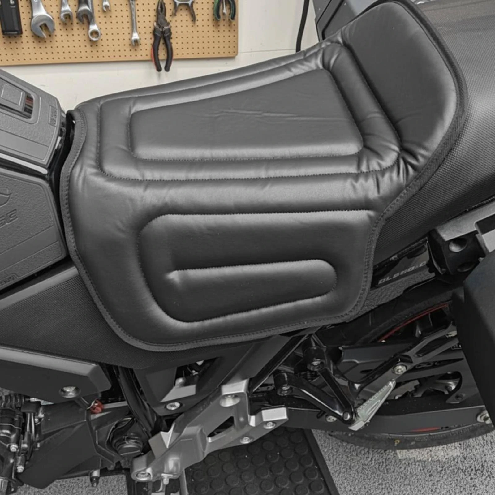 Touring Motorcycle Seat Pad Comfort Motorcycle Seat Cushion Transport Accessory High Rebound Anti-Slip for Long-Distance Riding