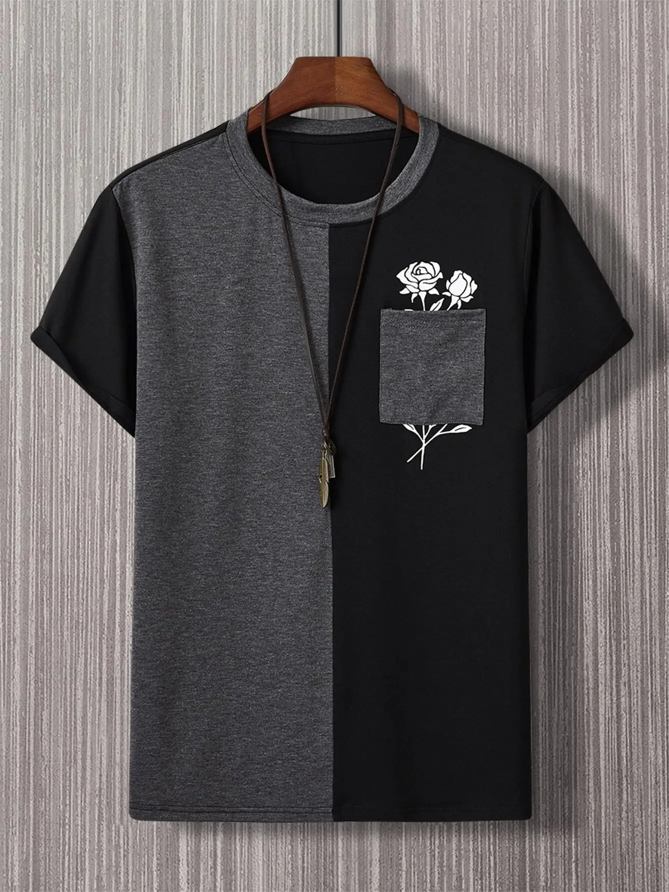 

Men's Two-Tone Black Gray Floral Print Pocket Tee, Casual Short Sleeve