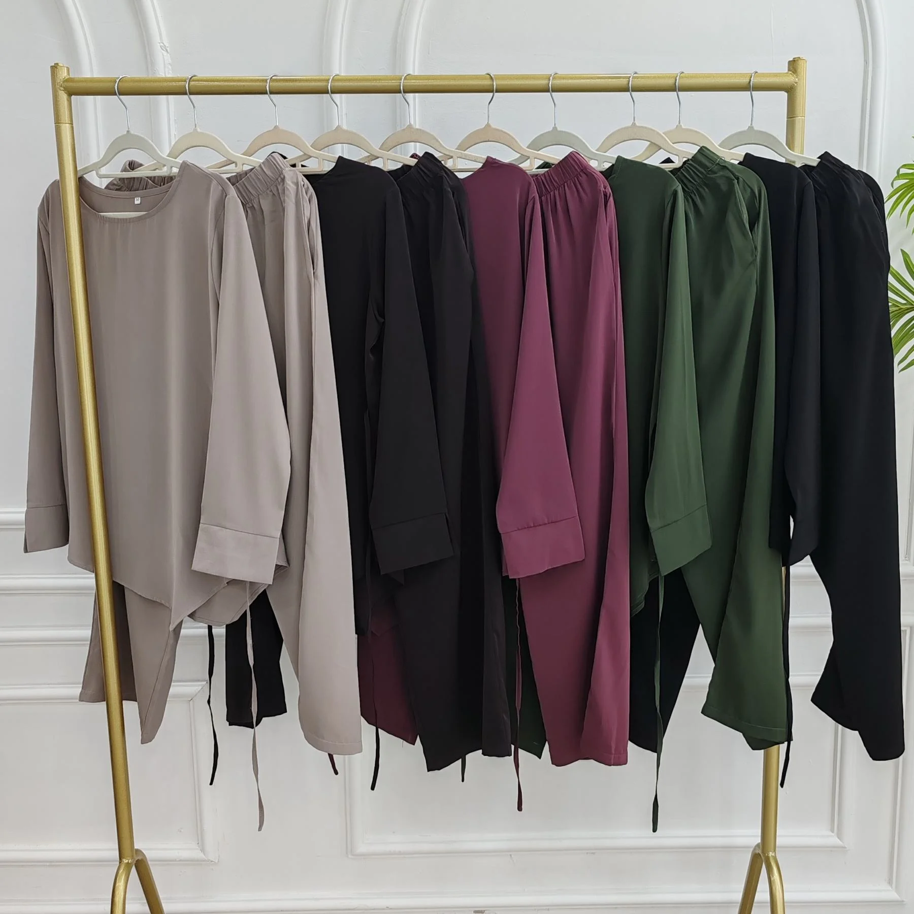 

2Pcs Eid Women Muslim Set Dubai Abaya Tops Pants Suit Islam Clothing Outfits Tracksuit Femme Musulmane Ensembles Dress Ramadan