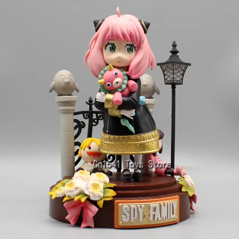 

19cm Anime Spy X Family Figures GK Anya Forger Figure Cute Street Lights Model Second Anya Dolls PVC Collection Toys Gifts