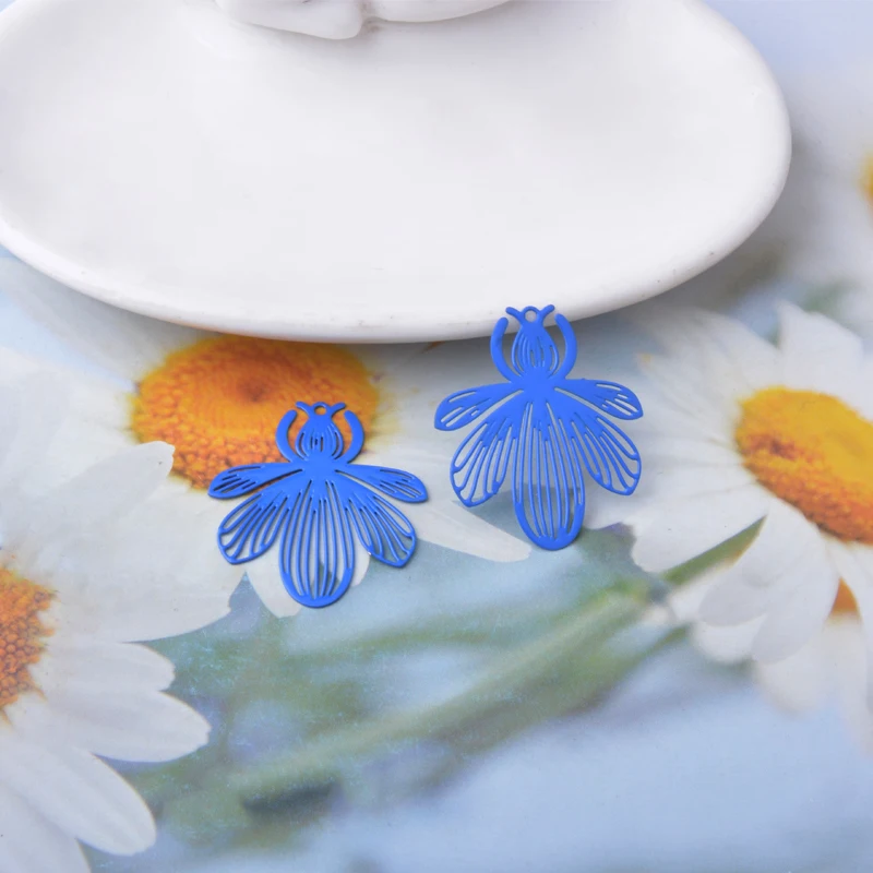 20 Stück AB9574 Schmuck aus 14k Gold, ausgehöhlte Bienen-Anhänger, bemalte Honigbiene, Tieranhänger, DIY-Zubehör für Damenohrringe und Halsketten – Detail 9