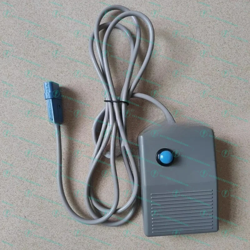 

Аксессуары для электрического вакуумного аппарата: ножной переключатель, педаль, плоский трехконтактный штекер