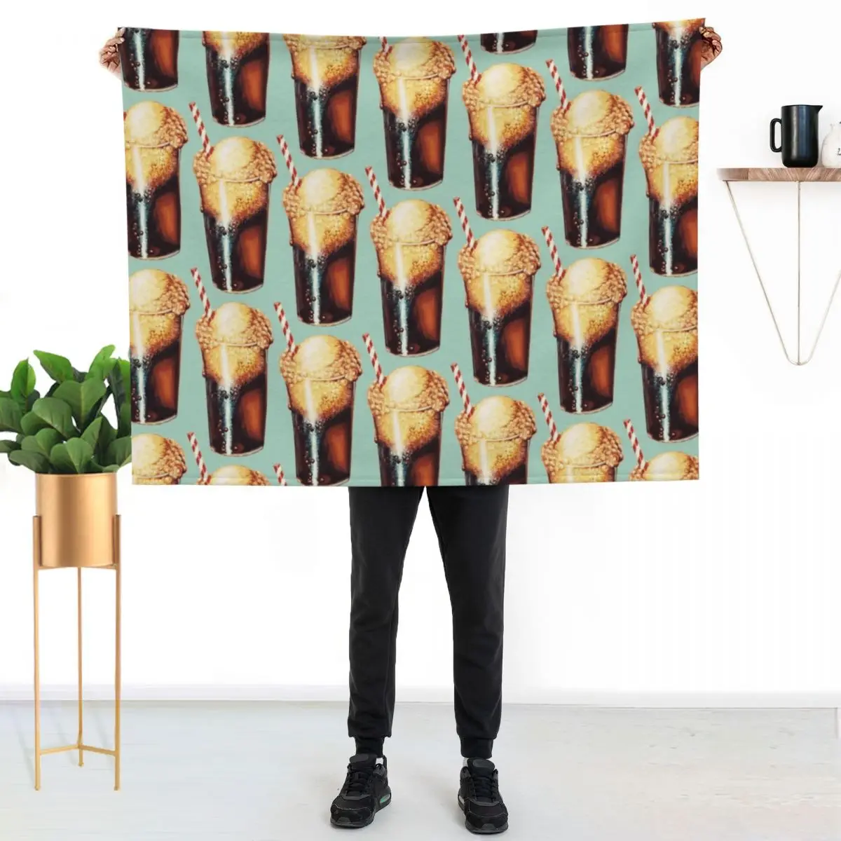 

Root Beer Float Pattern Throw Blanket Cozy Sofa Blanket for TV Watching Napping