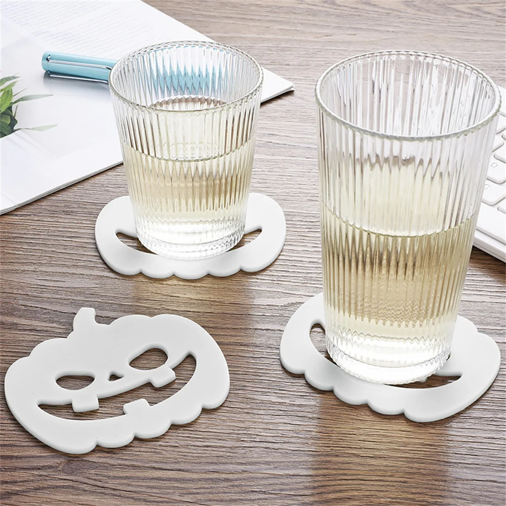 Halloween Glow-in-the-Dark Coasters PVC Pumpkin Table Mats for Dining Heat Insulation Cup Mat Home Decorative Placemat