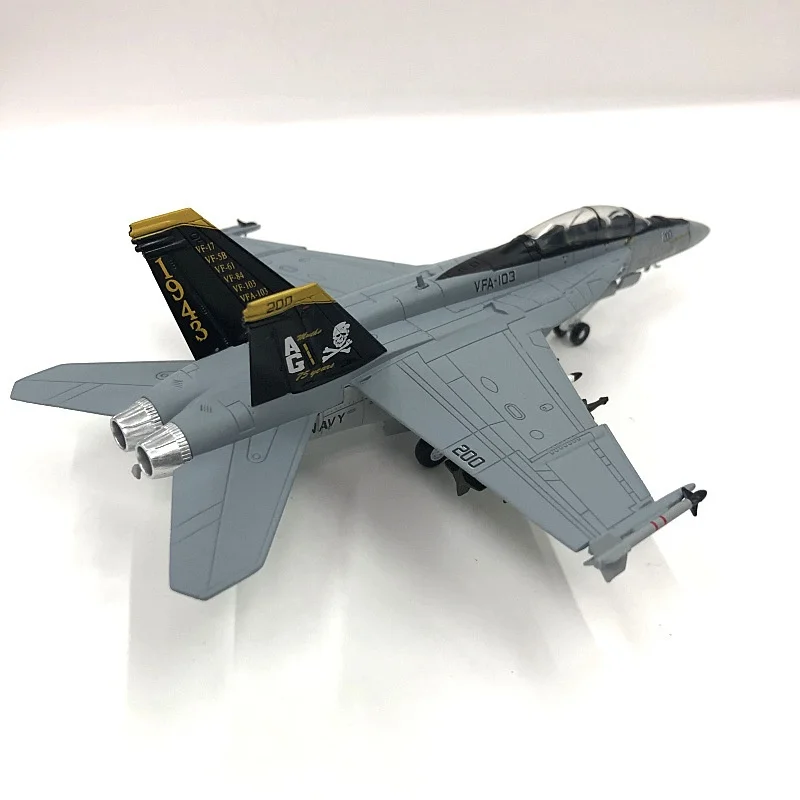 

Масштабная модель военного самолета F-18B (1:100) из литого сплава, имитация военно-морского самолета, коллекционная модель для коллекционеров