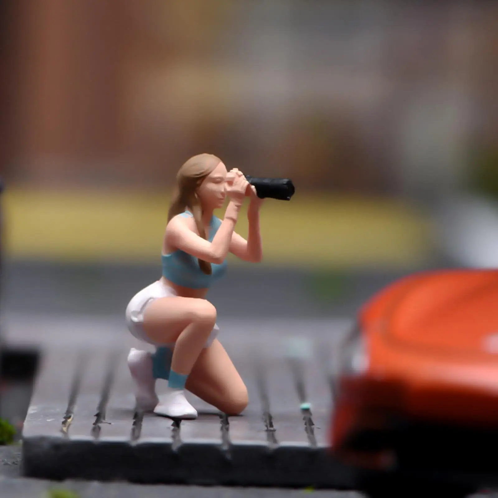 

1:64 Female Photographer Model Dioramas Realistic Kneeling 3D Character Model Tiny People Model for Train Layout Sand Table