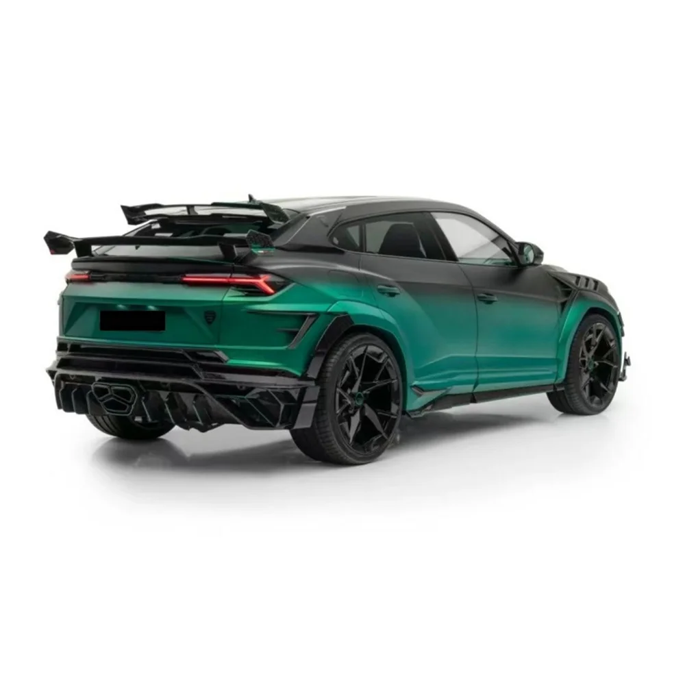 جديد لامبورغيني URUS M نمط الجيل الثالث طقم الجسم من ألياف الكربون الجافة مع المصد الأمامي الناشر الخلفي التنانير الجانبية واقي الطين