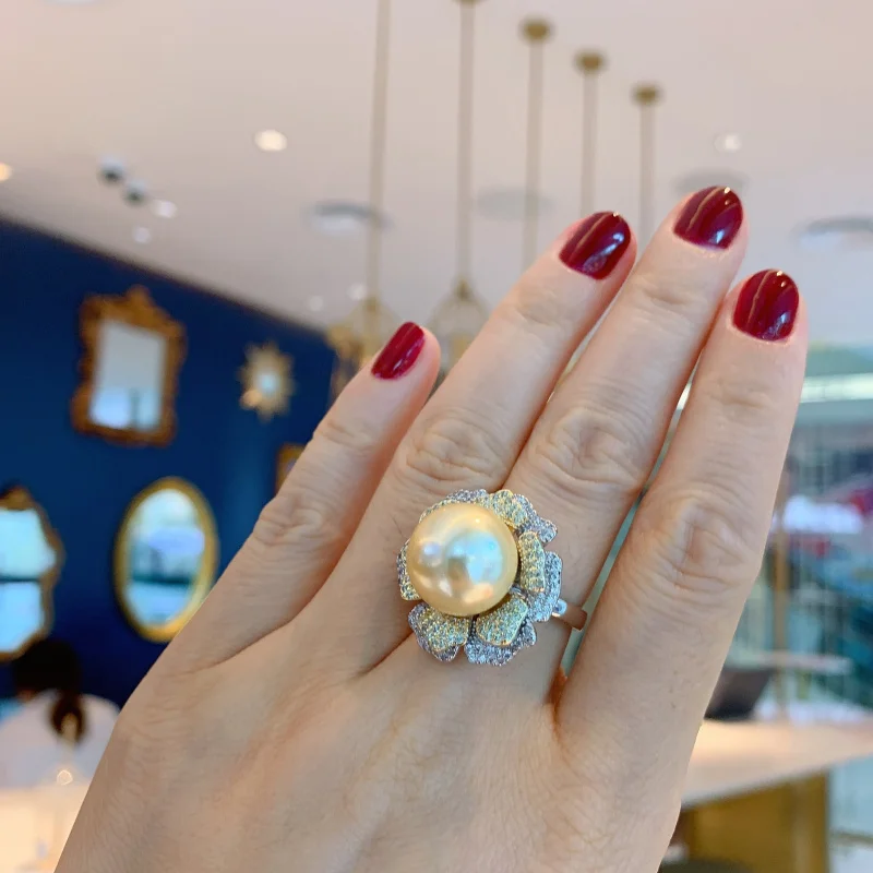 

Light Gold Mother-of-Pearl Pearl Women's Ring Fashion Adjustable Ring Hair