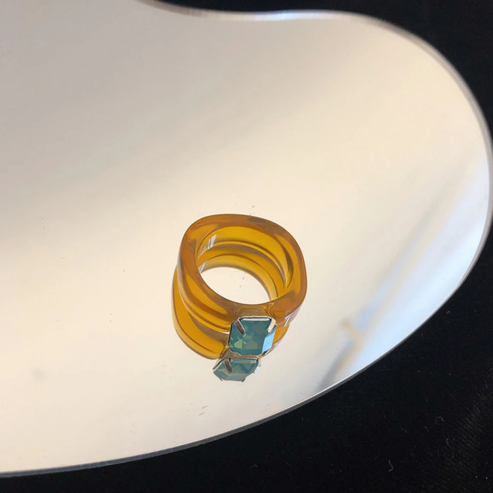 

Retro Fashion Jewelry Rhinestone Irregular Women Girls Geometric Finger Ring Resin Rings Transparent