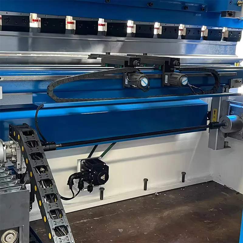 Hine de dobra CNC hidráulica de placa de metal de aço de 4 eixos