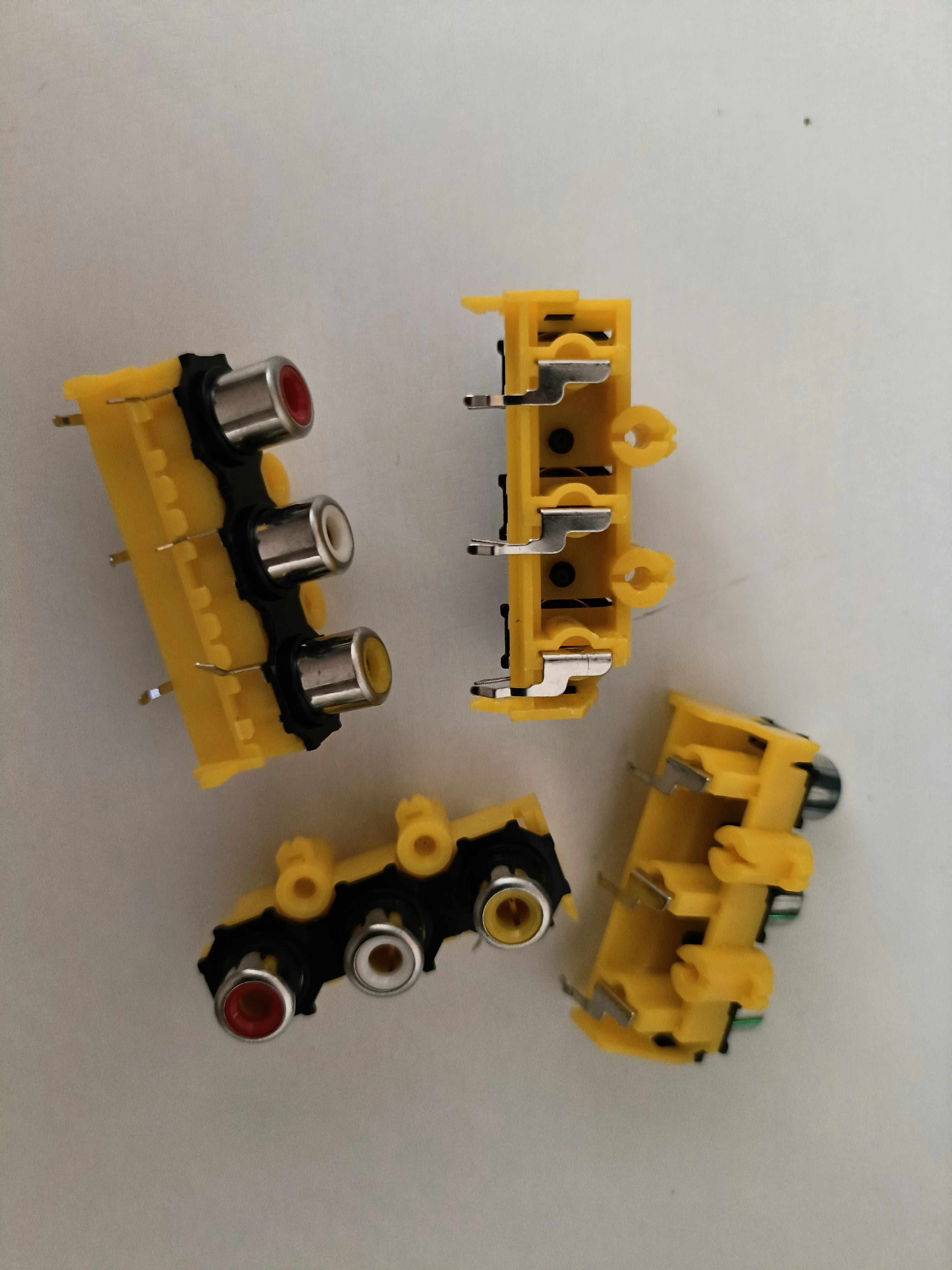 

YYT 2PCS AV3-8.4-14 Audio Socket, 3-Pin Female RCA Jack, Universal AV Lotus Connector for Audio/Video Devices Hot Sale