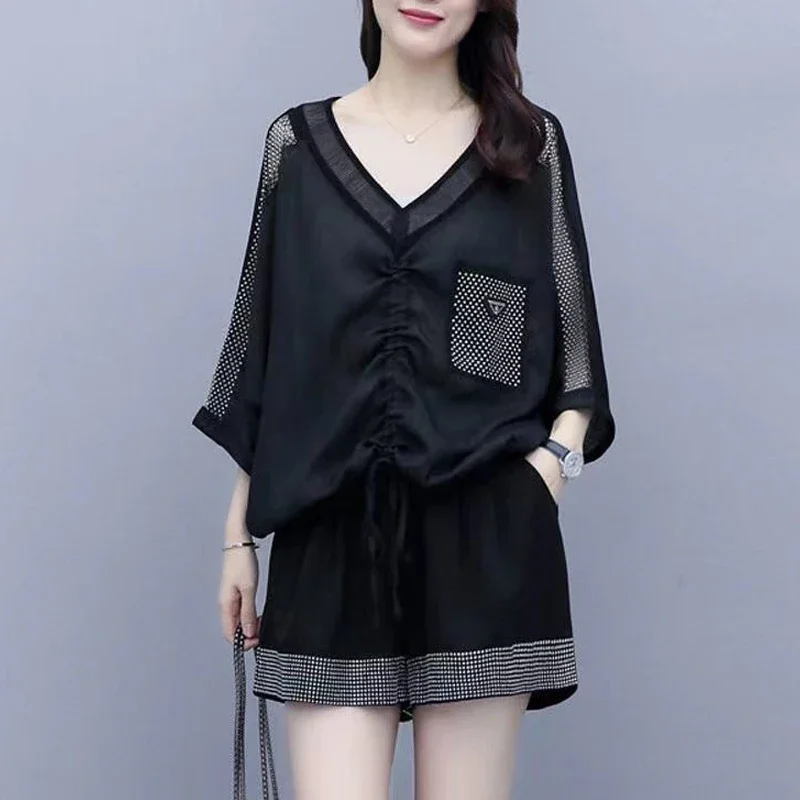 

Повседневная однотонная футболка с v-образным вырезом и коротким рукавом, женские летние модные свободные топы, шорты, комплект из двух предметов, одежда JJ311