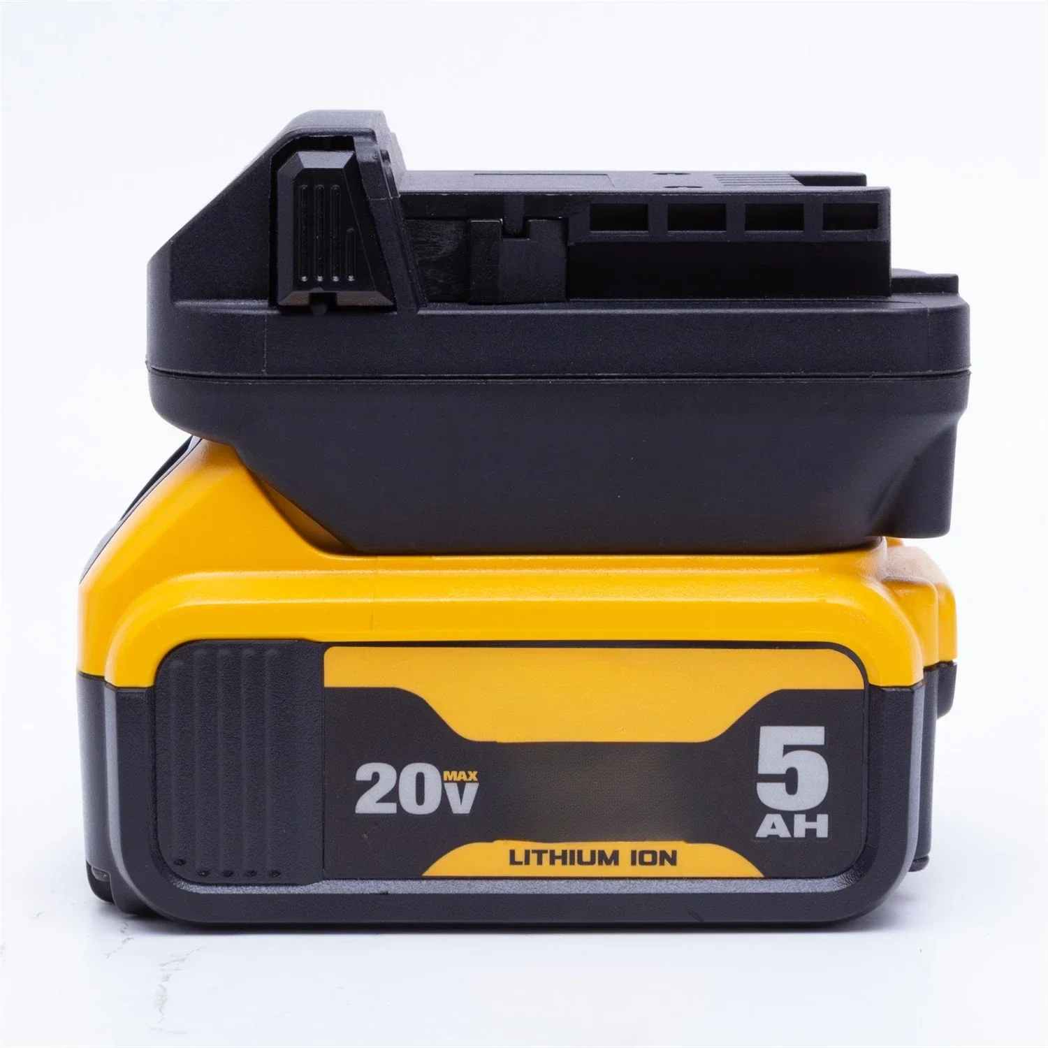 

For DeWalt 18/20V MAX Li-ion Battery Convert To Milwaukee 18V Wireless Portable Electric Tools Adapter Accessories(NO Battery)