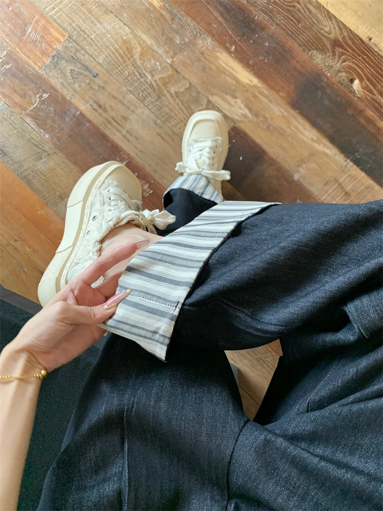 Gerade klassische Jeans für Damen, Knopfleiste, Reißverschluss, Gürtelschnalle, verstellbarer Bund, weibliche Hose, Damenmode