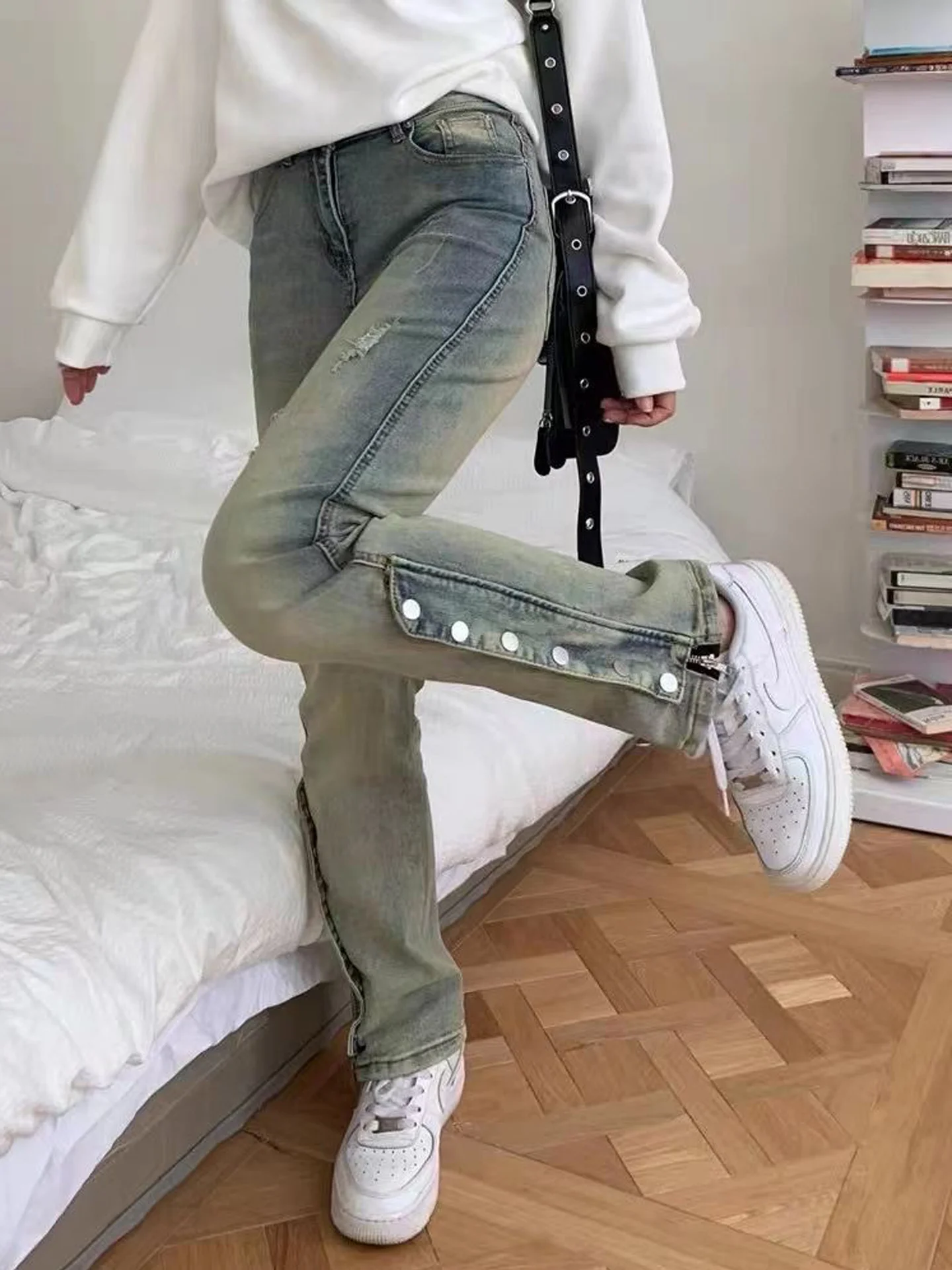 

Retro American Washed Mud Dyed Jeans Women's Summer New Side Zipper Button High Waist High Street Slim Fit Pants