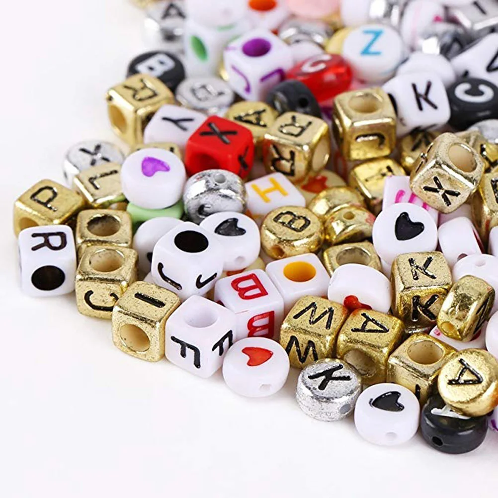 1100 stücke Alphabet Perlen Set 6X6Mm Würfel 4X7Mm Flache Gemischte Acryl Buchstaben Charms Für Diy Webstuhl bands Armbänder Kinder Handwerk Schmuck