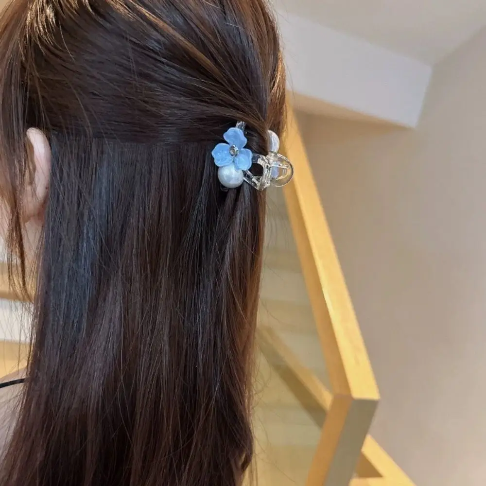 New Korean Flower Mini Clip Women Ins Bangs Hairpin Advanced Sense Side Headwear Acrylic Edge Clip