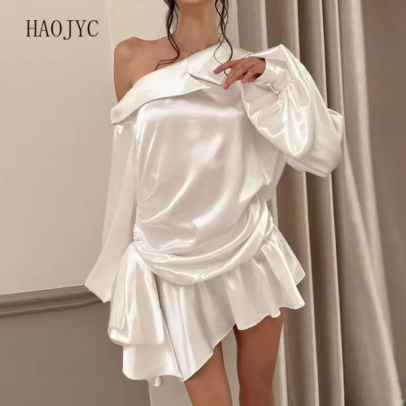

French pure desire gentle slanted shoulder long-sleeved dress high-end satin pleated thin irregular skirt
