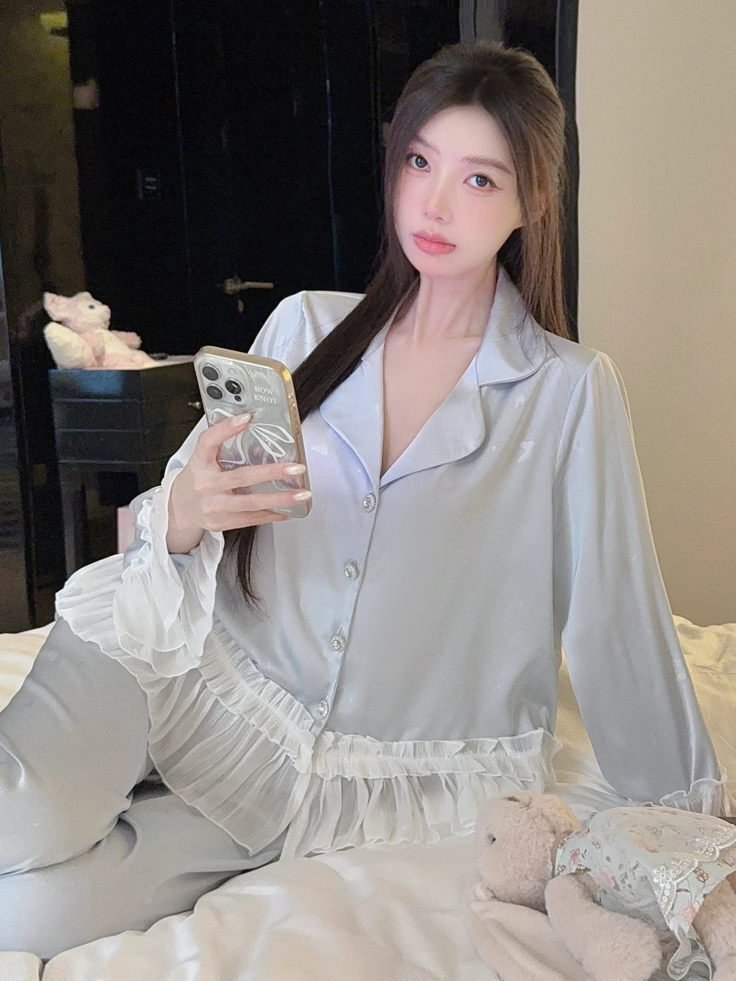 set-pigiama-donna-a-maniche-lunghe-in-seta-ghiaccio-design-floreale-elegante-e-confortevole-per-primavera-estate-e-autunno