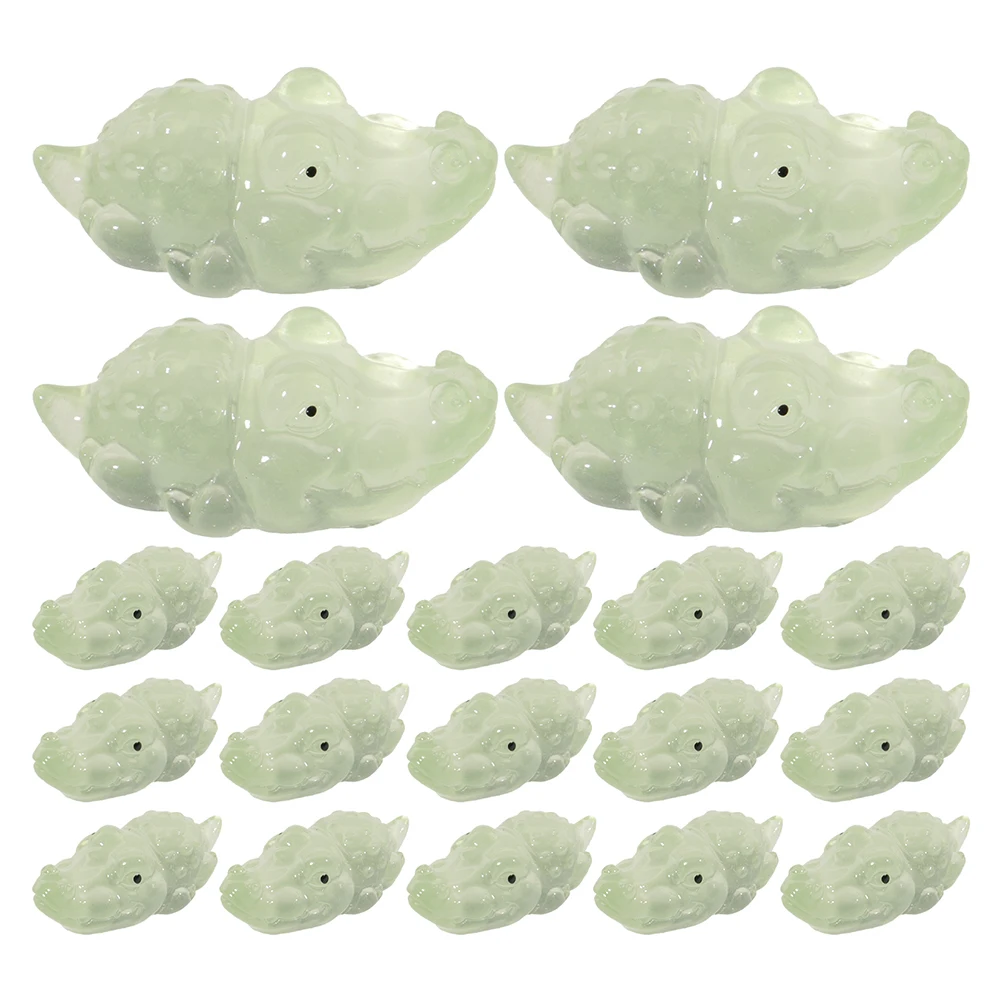 

25 Pcs Miniature Alligator Figurines Glow In The Dark Resin Animal Decor Home Office Garden L scape TinyCrocodile Toy