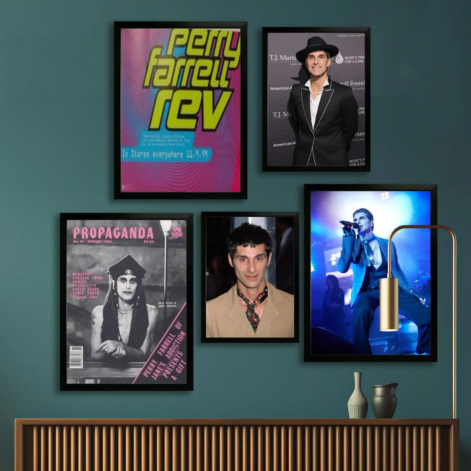 

Perry Farrell Canvas Art Poster and Wall Art, Picture Print, Modern Family Bedroom Decor,Decorative painting