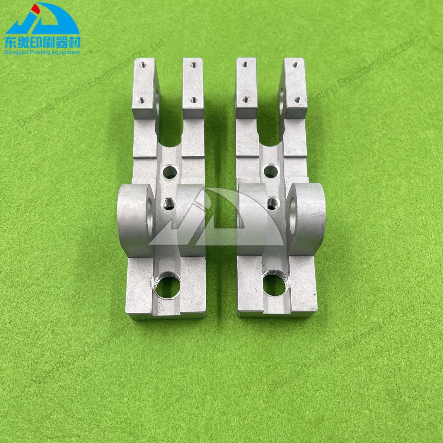 

L40 S40 Детали устройства для стрельбы для механических деталей Komori с хорошим качеством, 1 пара бокового кронштейна