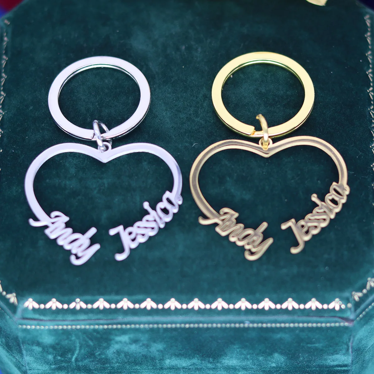 

Брелок с двумя именами и сердечками на заказ, персонализированные брелки с подвеской из нержавеющей стали для женщин и мужчин, брелок для ключей, ювелирные изделия по индивидуальному заказу