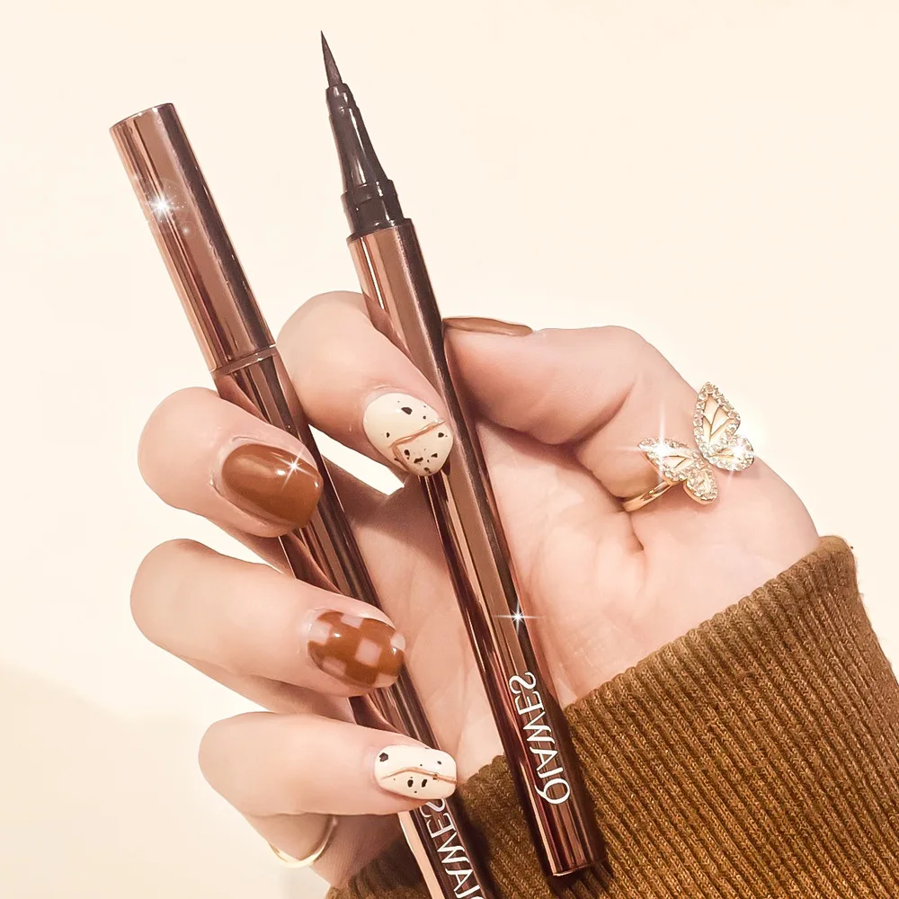 Ultra-fine Liquid Eyeliner Eye Make Up กันน้ําไม่ง่าย Smudge Non-smudged Newbie Brown Eyeliner Liquid Pen
