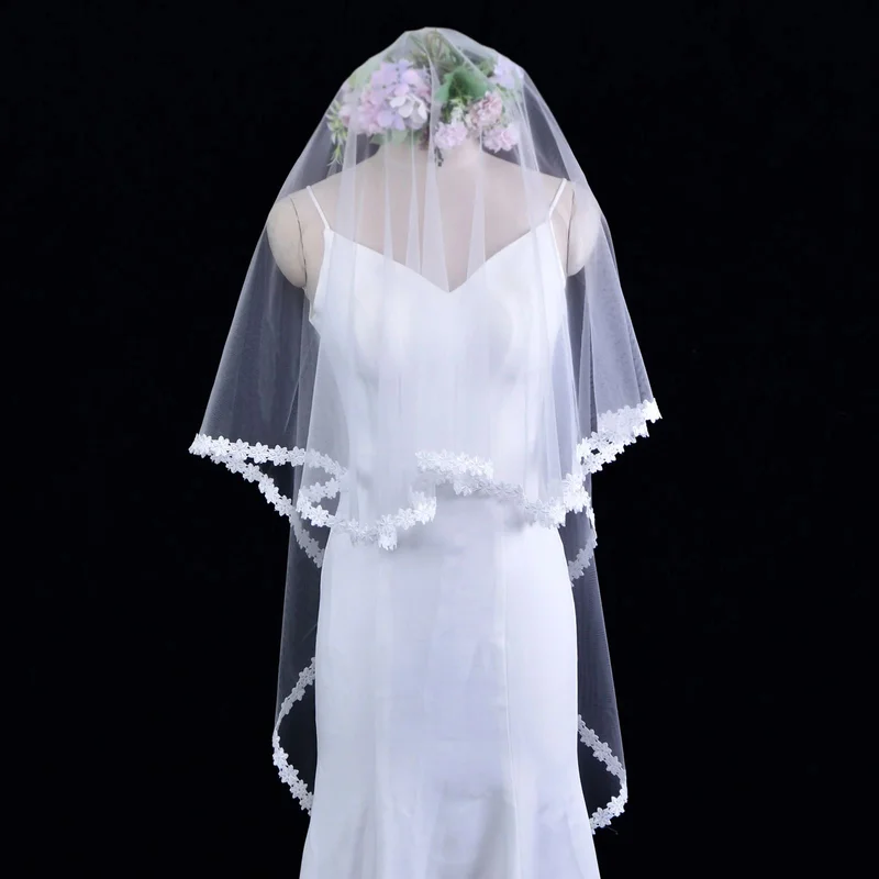 V54 Simple Bridal Veils No Comb Lace Edge Wedding Veil with Partial Trim Drop Style Raw Edge Bridal Veil Wedding Accessories