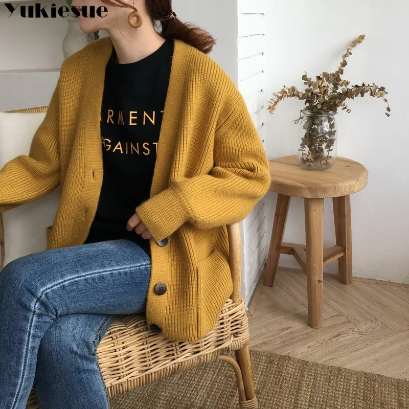 

Женский трикотажный кардиган с V-образным вырезом и длинным рукавом