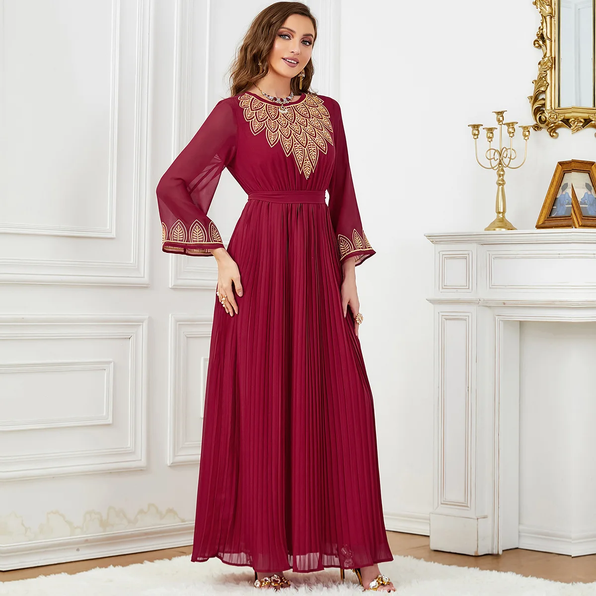 

Fashion Kaftan Abaya Dubai Islam Muslim Embroidery Crimping O-neck A-Line Long-sleeved Dresses With Belt Robe Jalabiya