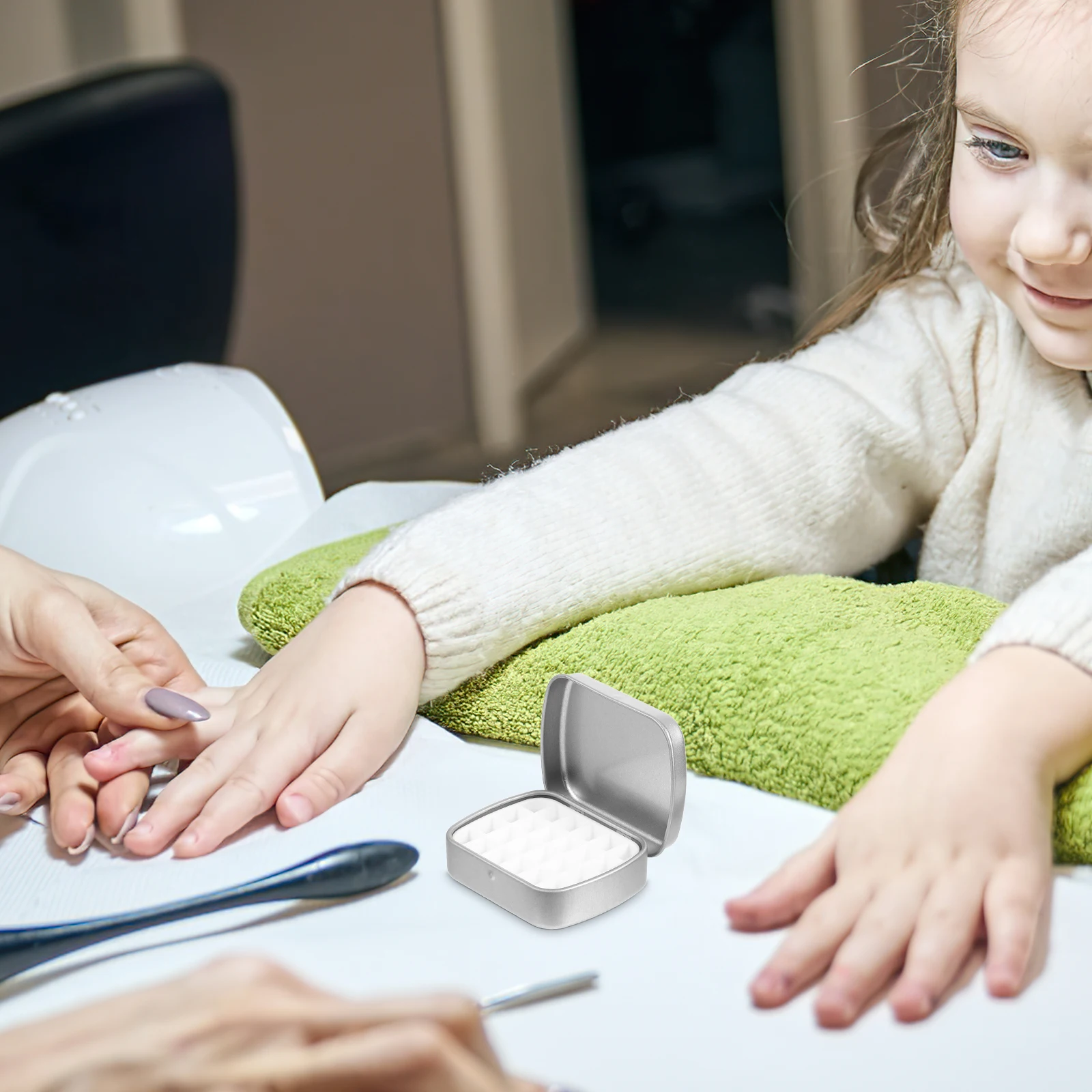 

2Pcs Watercolor Palette Box Portable Paint Tray Empty Storage Organizer for Outdoor Sketching Supplies Mini Travel