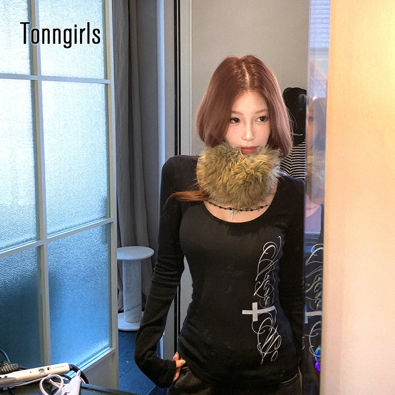 Thumbnail 2 - #4 Trending Womens Graphic Print Tees Right Now