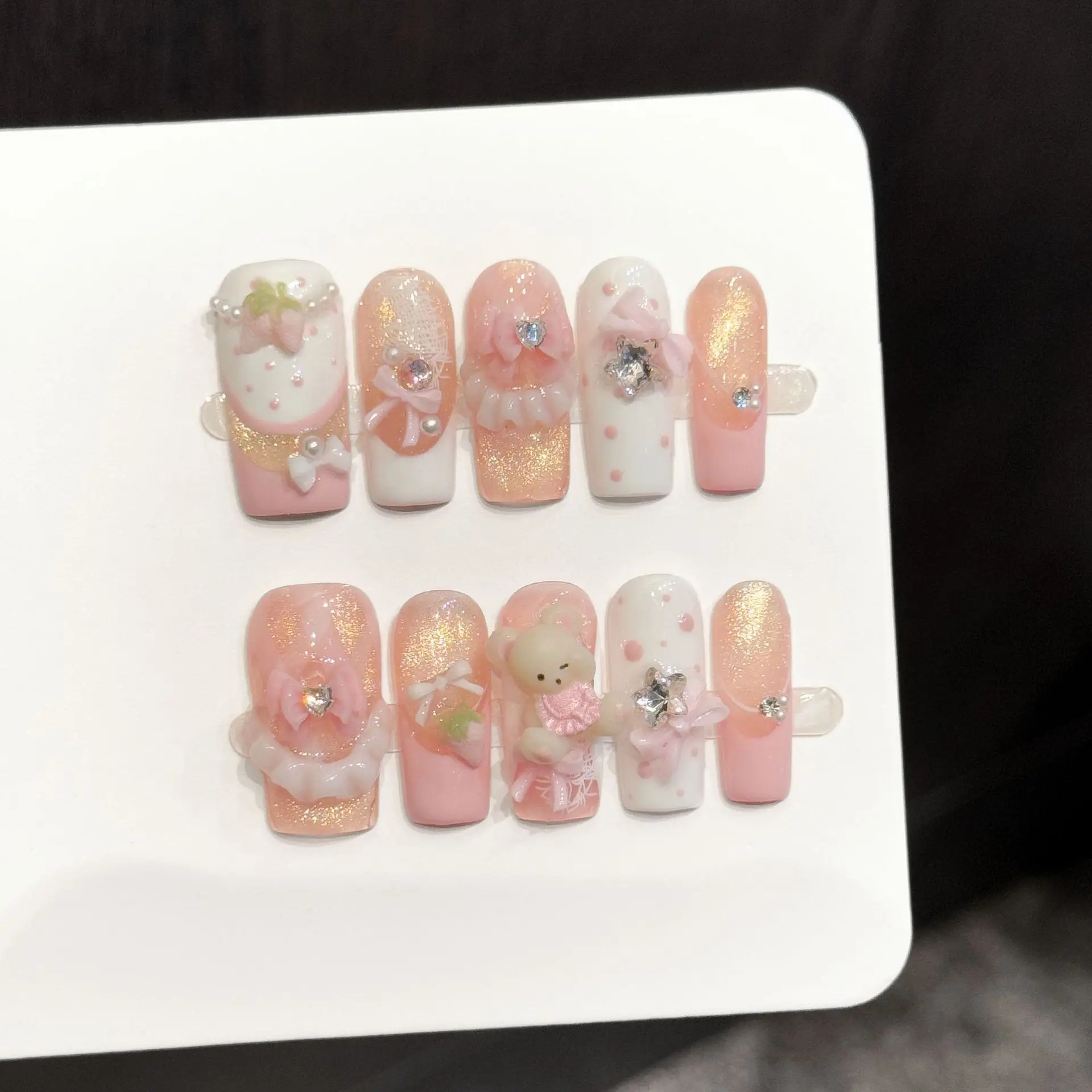 10 Uñas Postizas Hechas a Mano, Largas y Cuadradas, Color Rosa Dorado con Ojo de Gato, Diseño Tridimensional de Oso, Estilo Francés con Flores, Estilo Veraniego