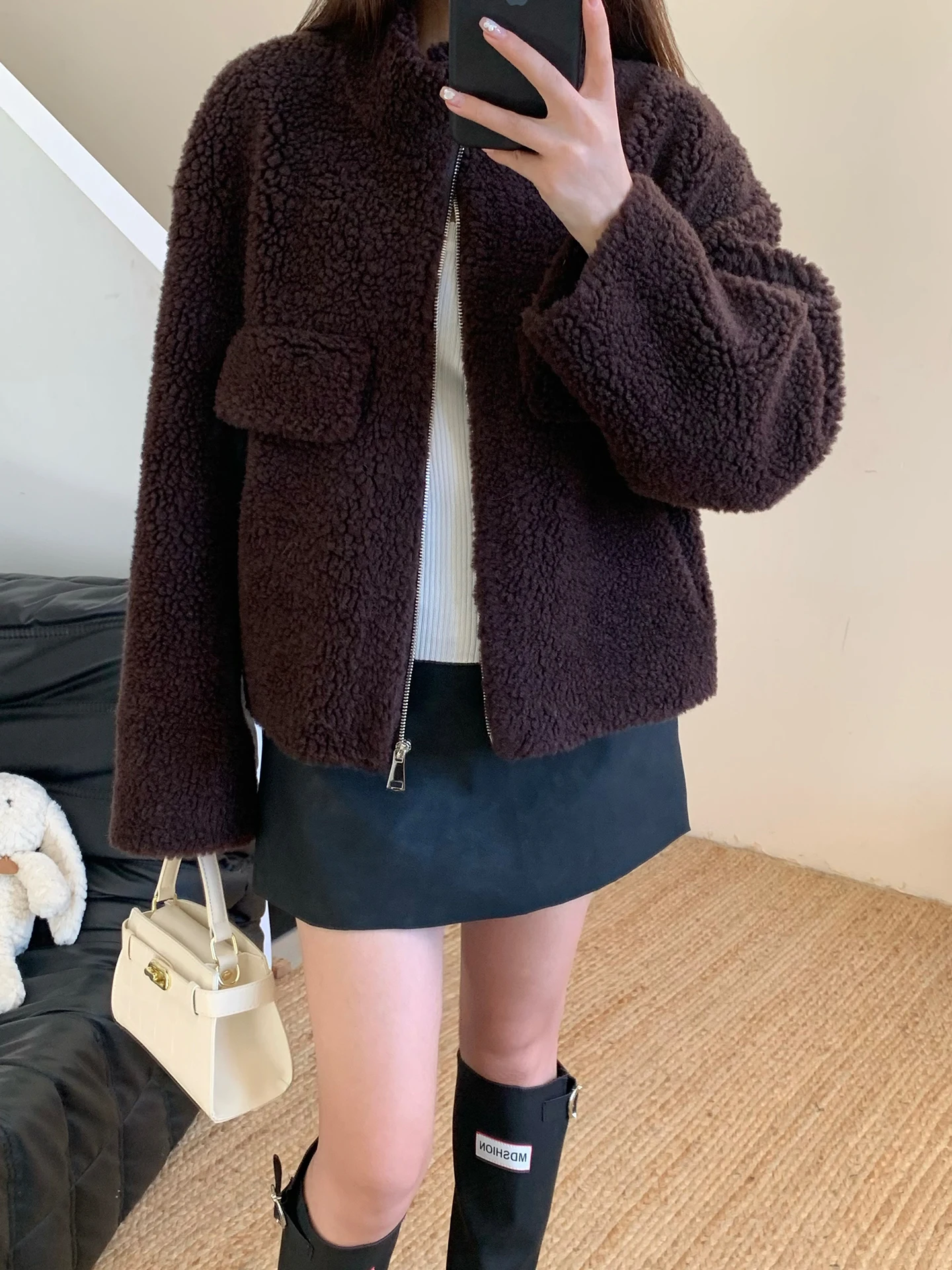 Nova Chegada: Casaco Feminino de Lã Pura com Zíper, Gola Curta e Forro de Pele Integrado para Aquecimento, Confortável, Estilo Jovem, Versão Coreana