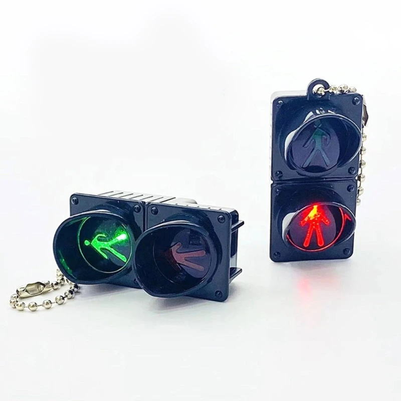2 قطعة محاكاة إشارة المرور الإلكترونية المفاتيح قلادة صغيرة المشاة ضوء LED الباعثة للضوء لعبة أطفال لعبة المعرفية هدية #2