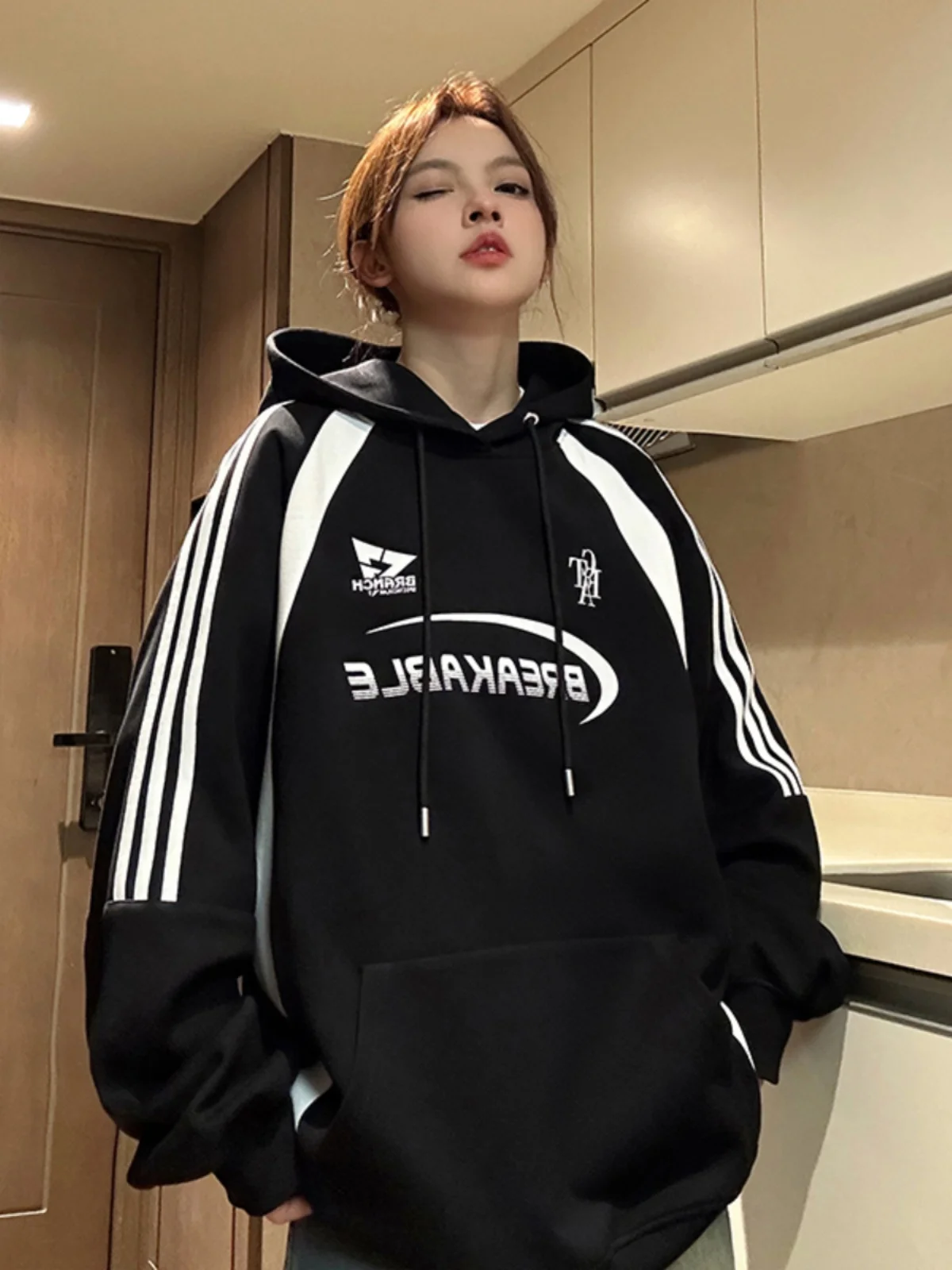 

Парные толстовки в американском стиле, весенне-осенние, оверсайз, свободного кроя, молодежные, повседневные, удобные, немнущиеся, с принтом