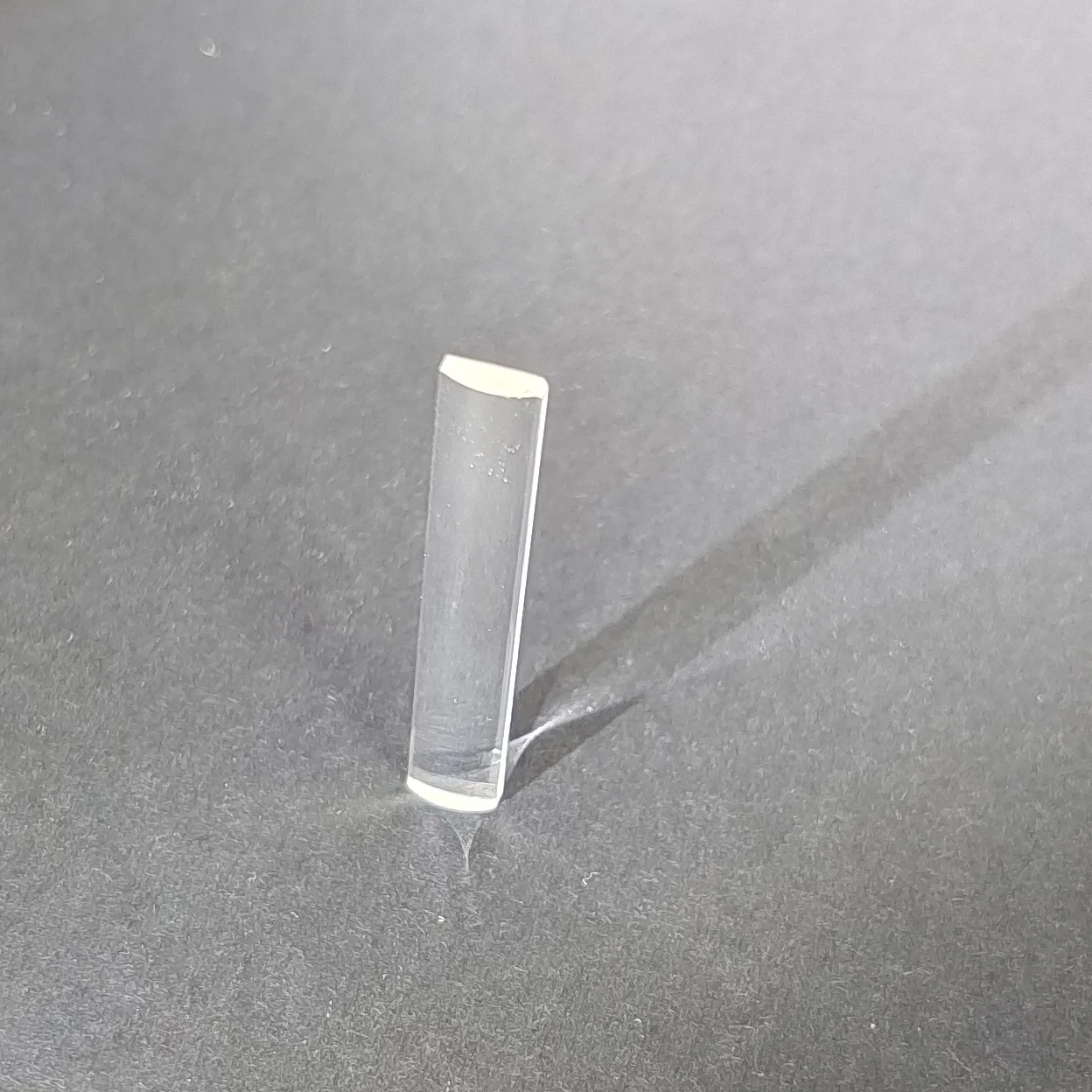 Corning-7980 Lente Cilíndrica de Quartzo, 35x6mm, Distância Focal, 10mm, Plano-convexo, 1281