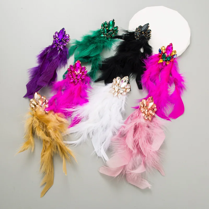 Pendientes largos colgantes de plumas bohemias para mujer, aretes fucsia, púrpura, Negro, fucsia, CZ, cristal creativo, joyería de fiesta