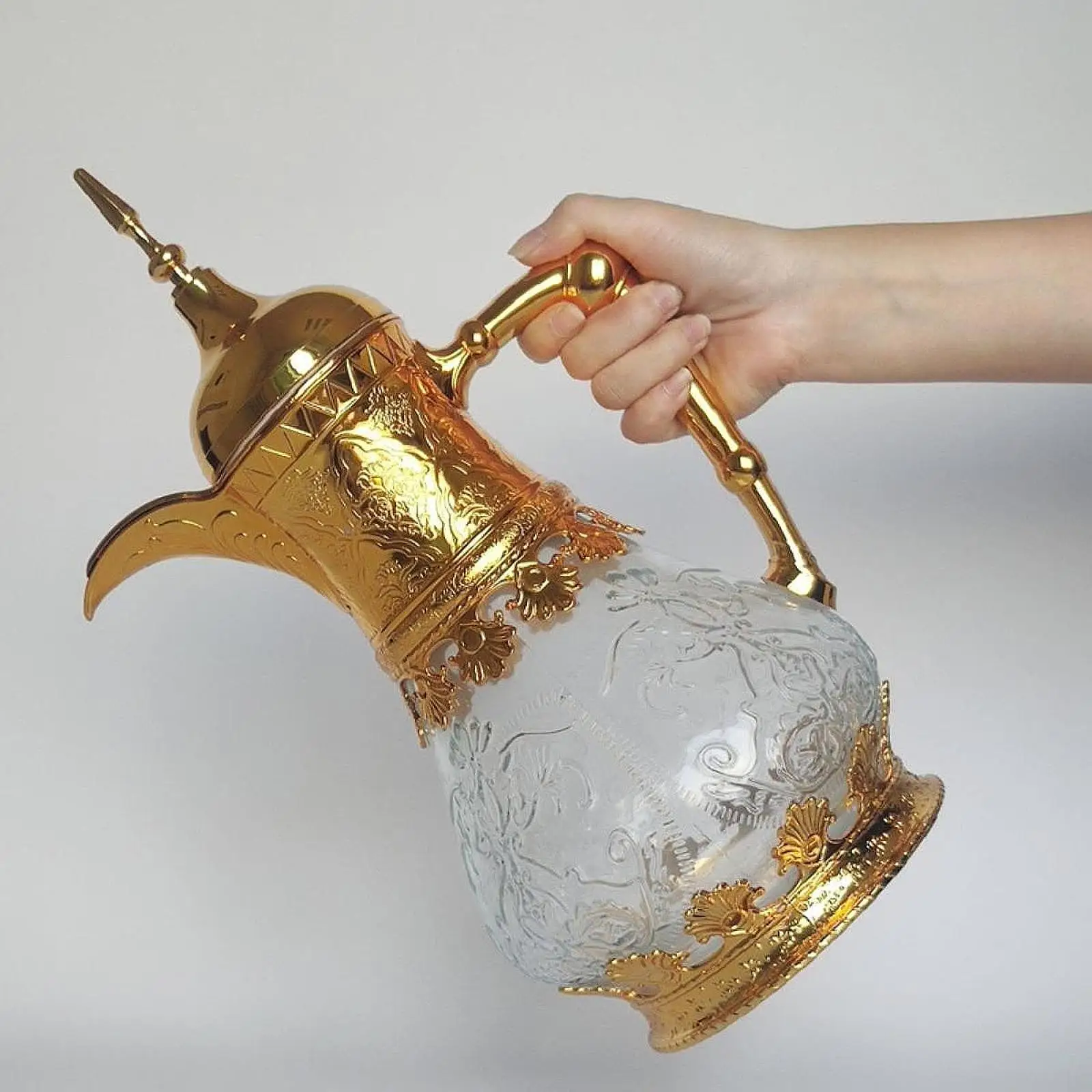 Large Arabic Coffee Pot Thermal Mug Style Water Jug Tea Kettle for Household Restaurant Bedside