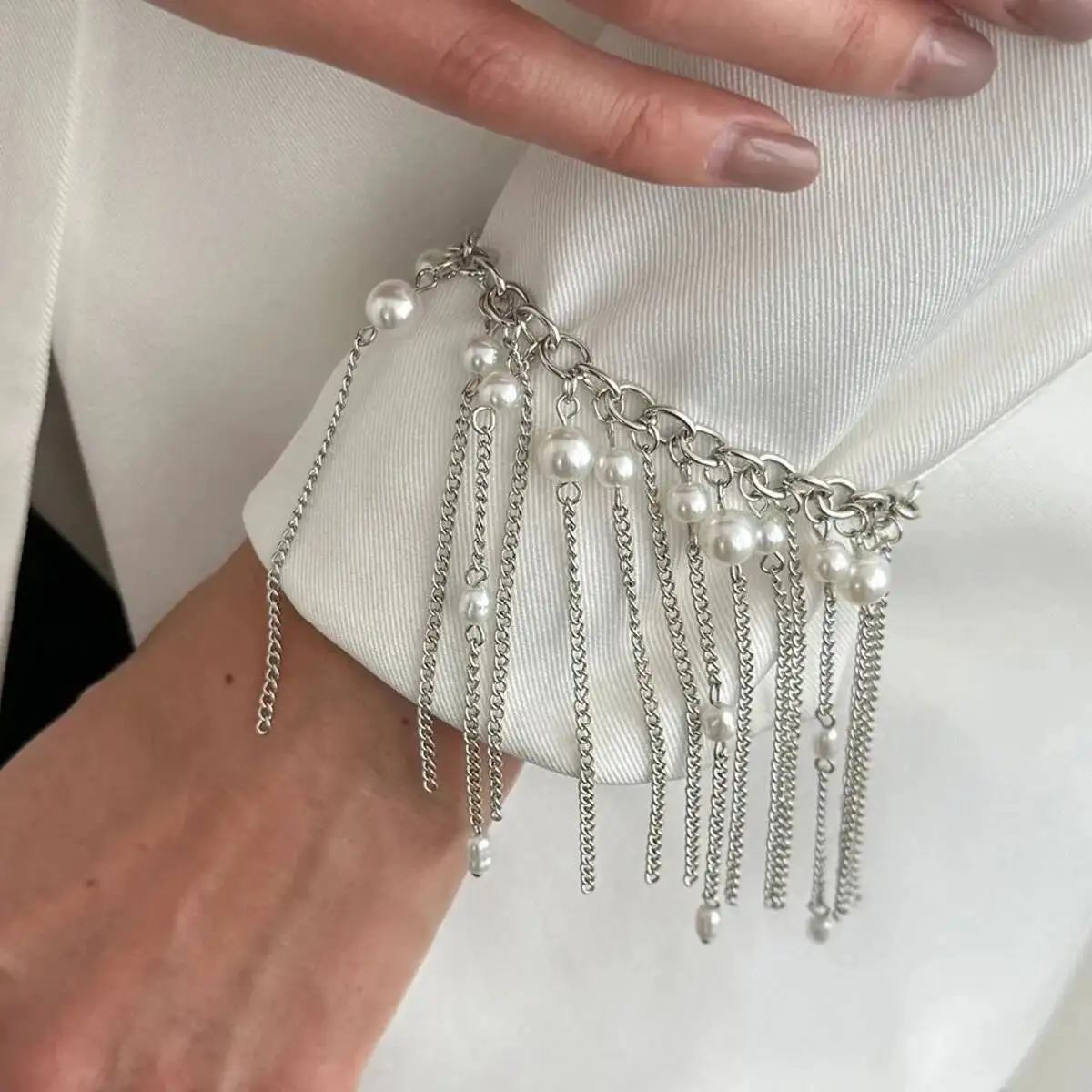 SHIXIN Elegant Imitation Pearl Cuff Bracelet for Women Temperament Silver Color Metal Tassel Chain Bracelet 2026 Fashion Jewelry