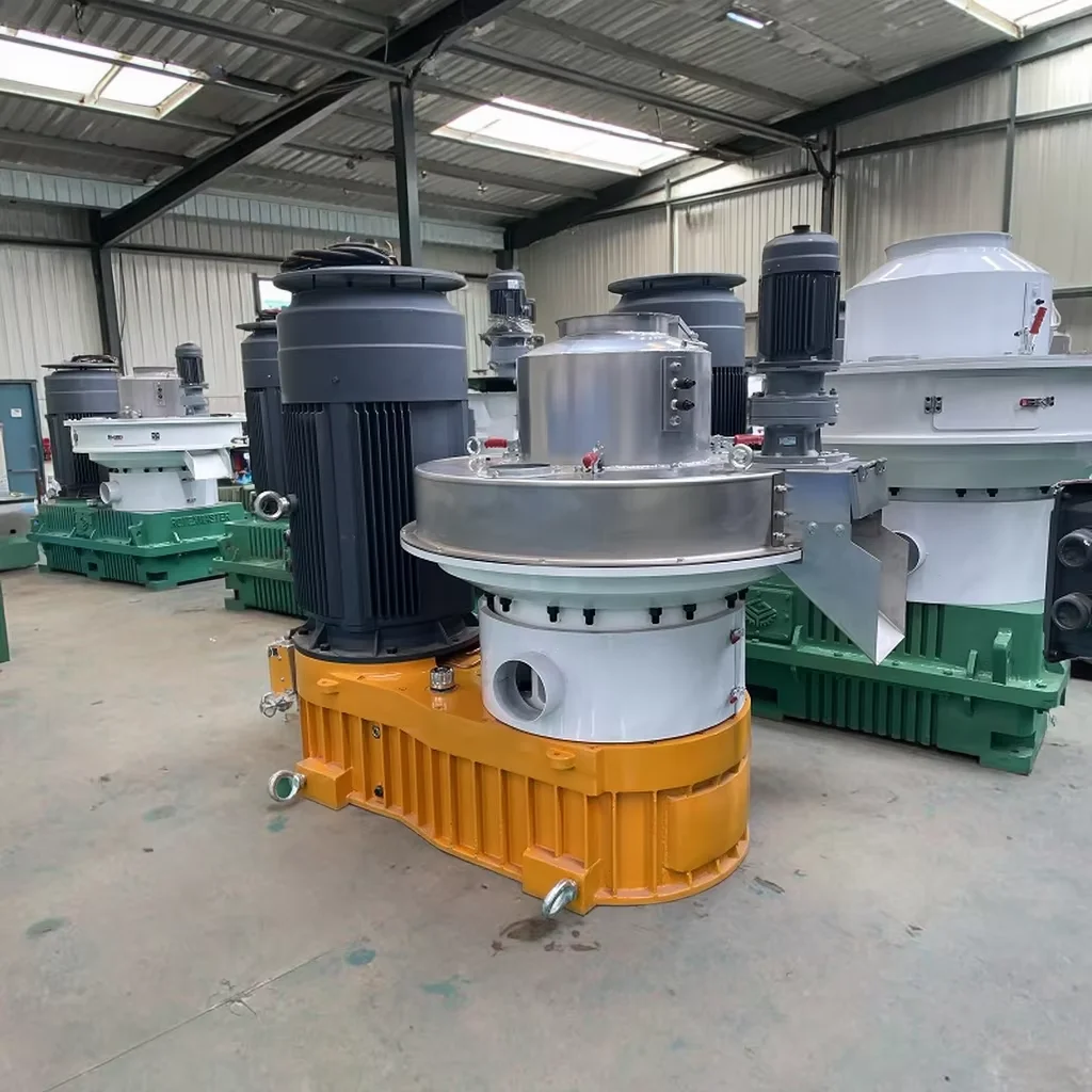 Wood Sawdust Pellet Press with Ring Die Design Industrial Biomass Pellet Mill Machine -