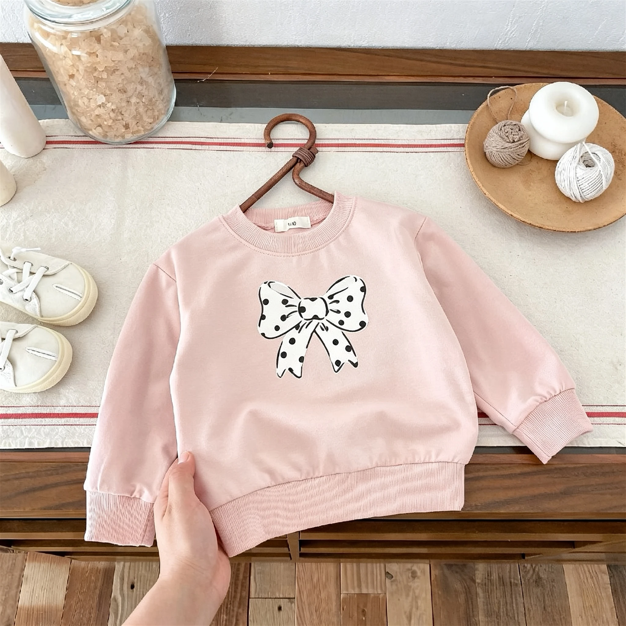 

Girls Clothing Spring Autumn Long Sleeved Tops Sweatshirts Simple Fashion Popular Children's Hoodies Round Collar Casual Sweater