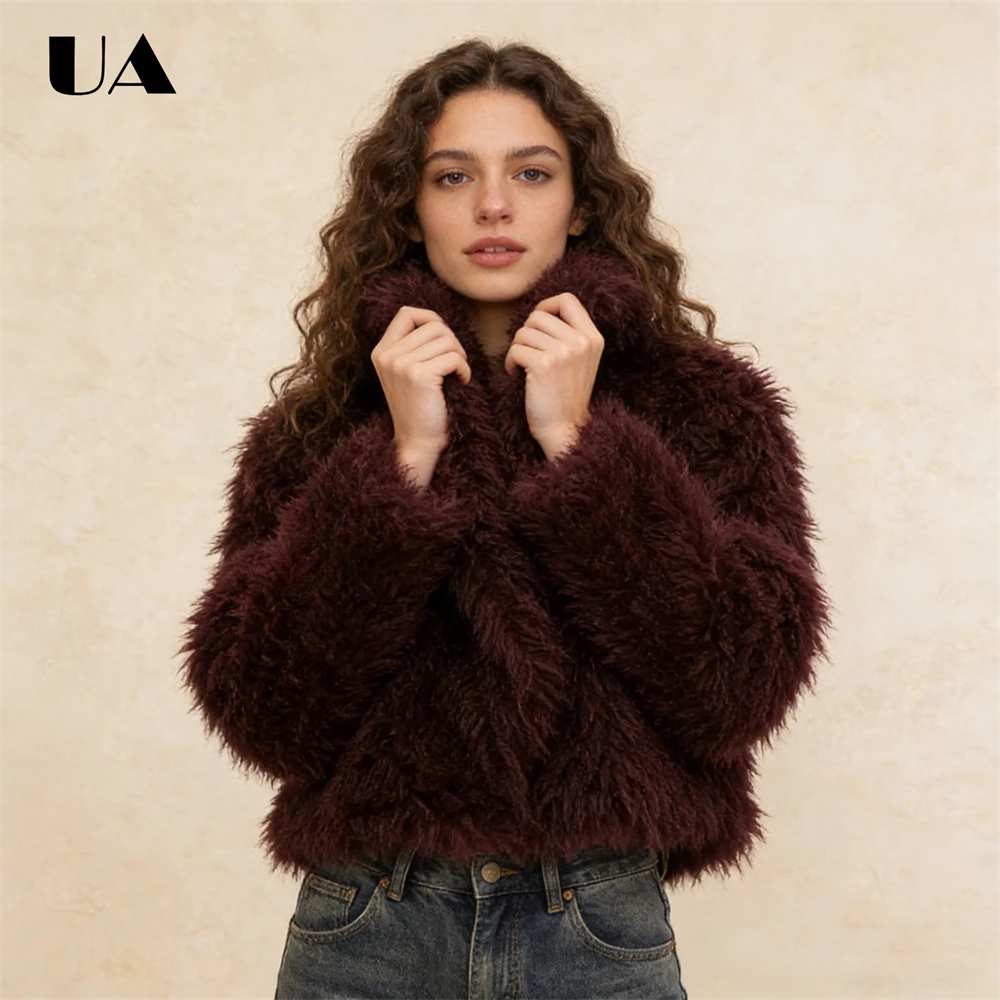 

Мягкая бордовая куртка из искусственного меха для женщин, новинка 2026 года, с длинными рукавами, пушистая зимняя куртка, повседневная короткая модная верхняя одежда